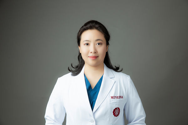 成都米诺娃妇女儿童医院蒋迎佳