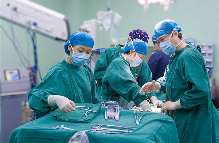 米诺娃妇女儿童医院石钢教授宫颈癌手术